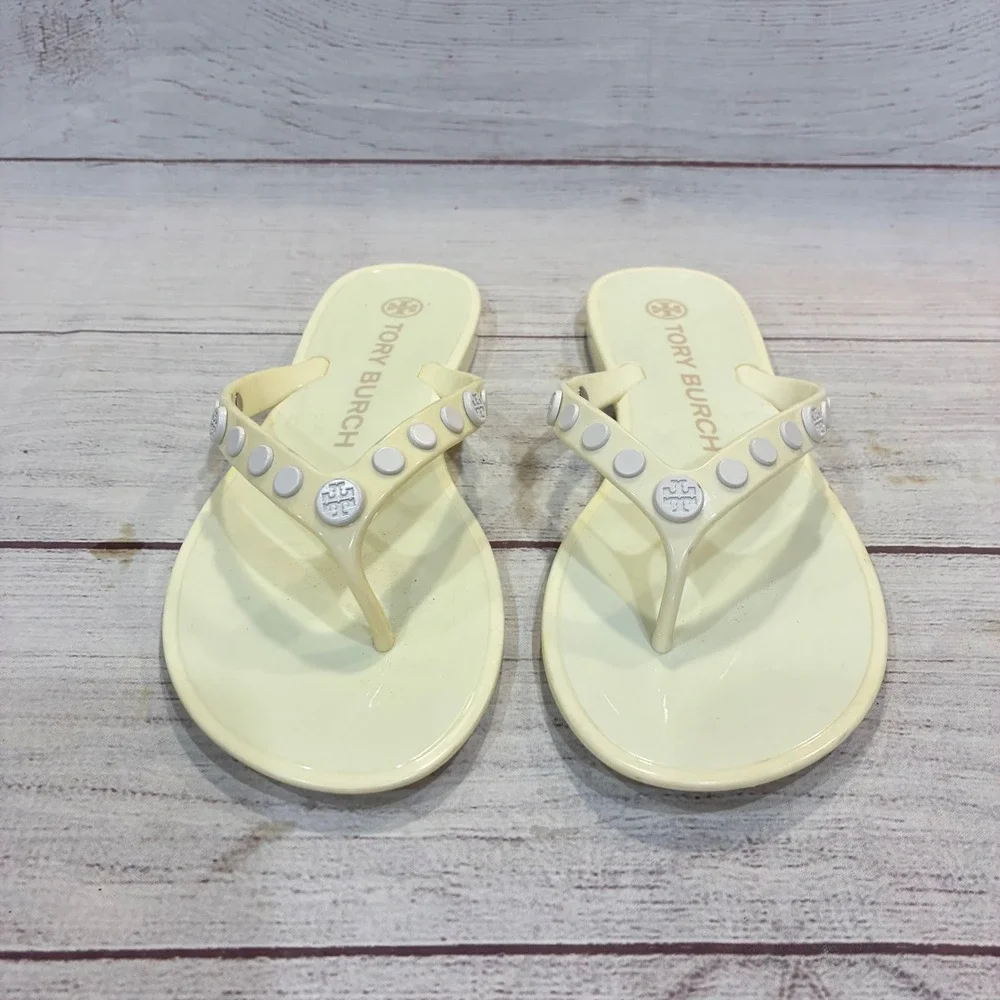 Tory Burch Studded Jelly Thong Flip Flops Womens 6 Cream Logo Sandals Waterproof
